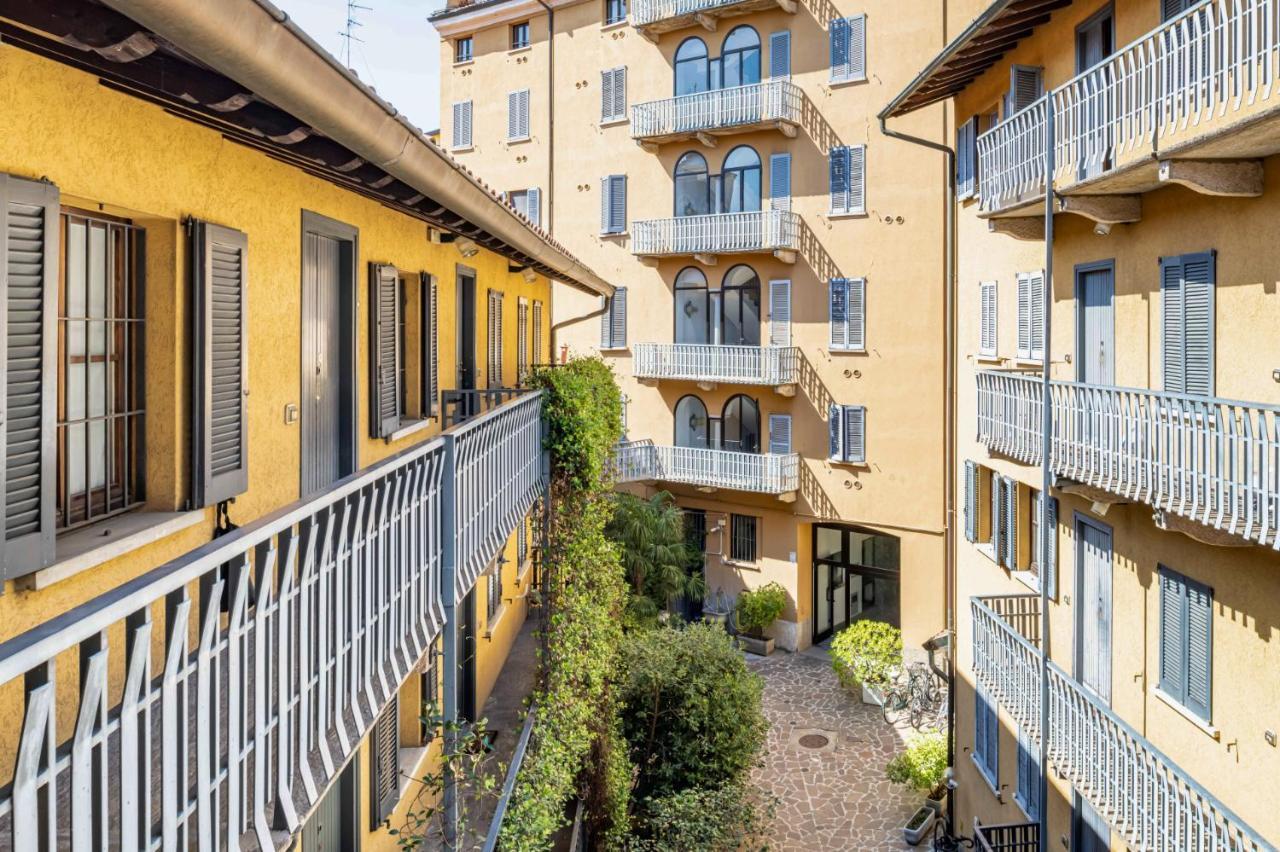 Easylife - Romantico Appartamento Sulla Darsena ميلان المظهر الخارجي الصورة